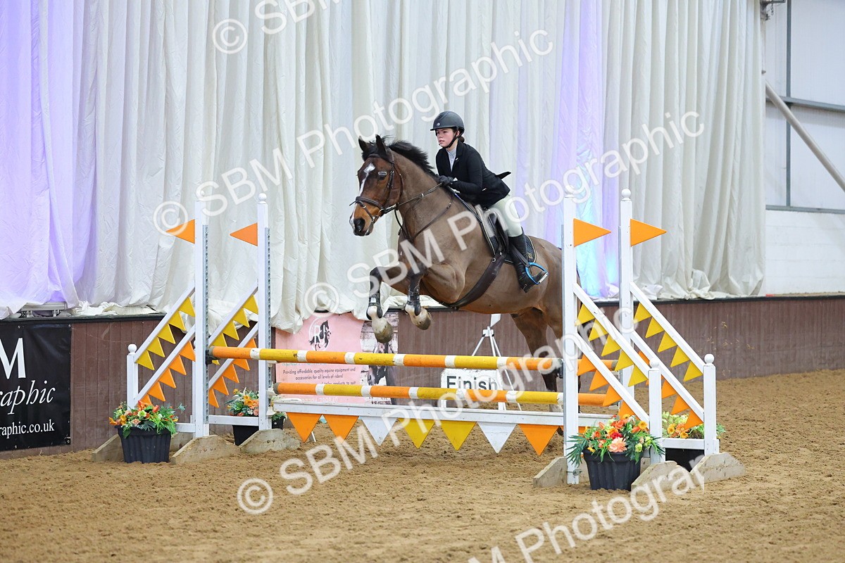 SBM_009517 - Class 20 - Senior British Novice/ 90cm Open - First Round (0.90m)