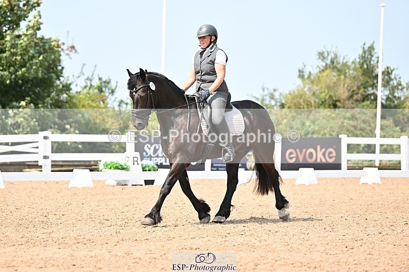 250816-132845-04699 - 115-Alison.AndrewsBercoed.Sambo