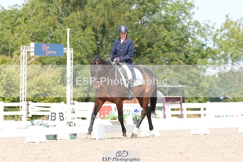 250815-120040-01031 - 015-Susan.LanzWellshead.Foxtrot