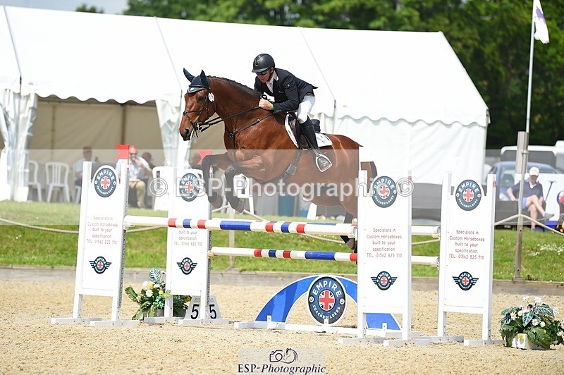 230528-143704-18681 - 116-MONBEG_DARWIN-Michael_Owen-SUNTrotUp+SJ