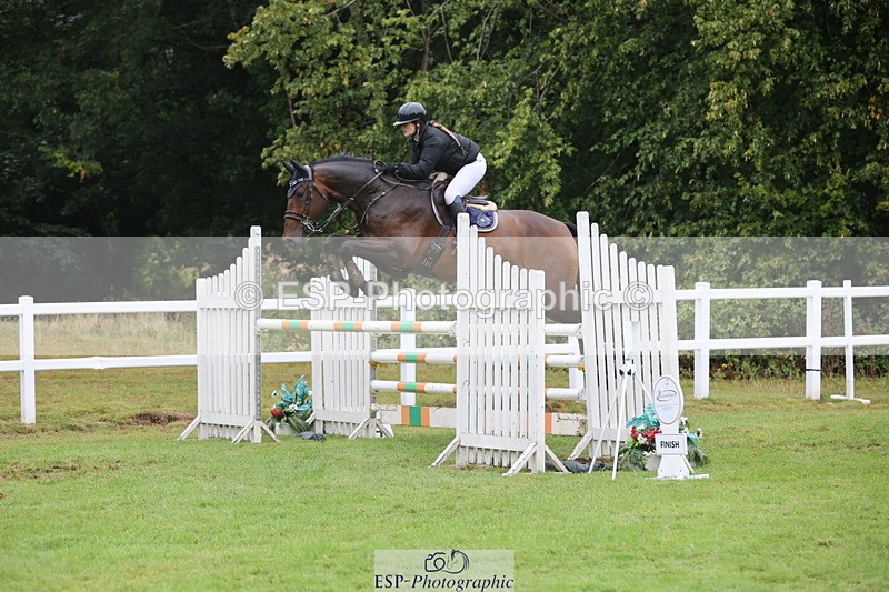 250830A-142645-06987 - Cls 16 Snr Newcomers and 1.10m Open