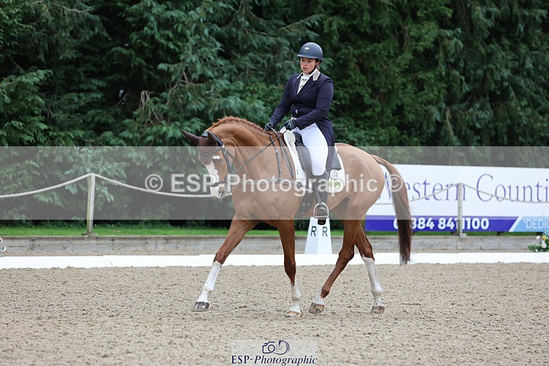 241024-150826-04750 - 230-Harriet.Dickin-PULL.YA.SOCKS.UP