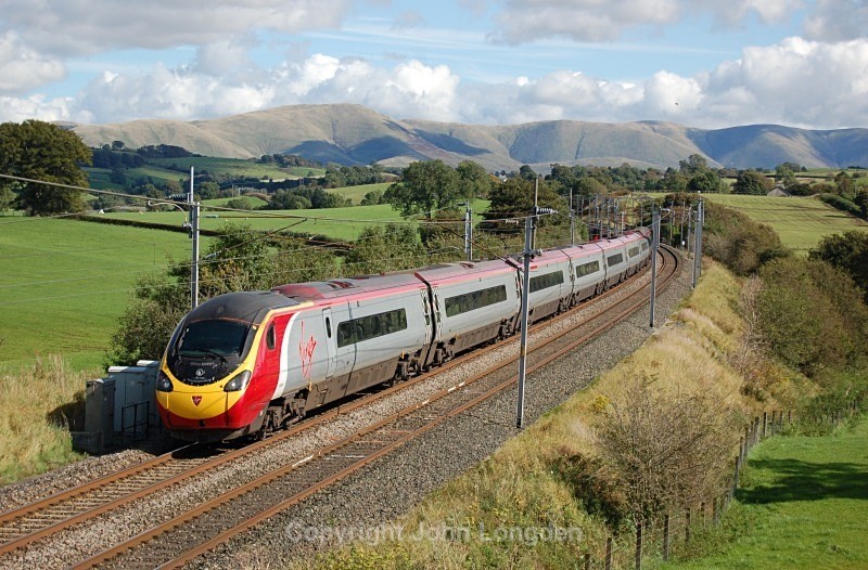 22.9.12 - 390052 09.30 London Euston - Glasgow, Docker - West Coast Main Line (north to south)