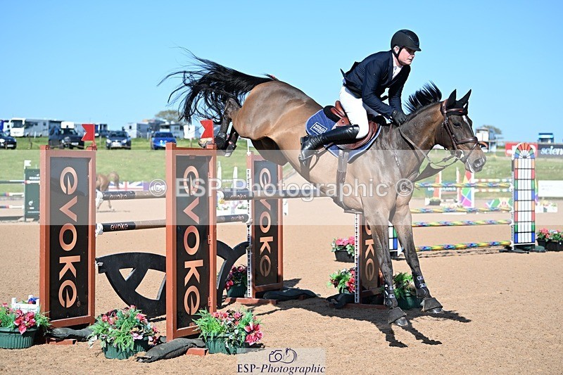 260423-154252-07349 - Cls 9, 2 Star Big Tour - Break to End