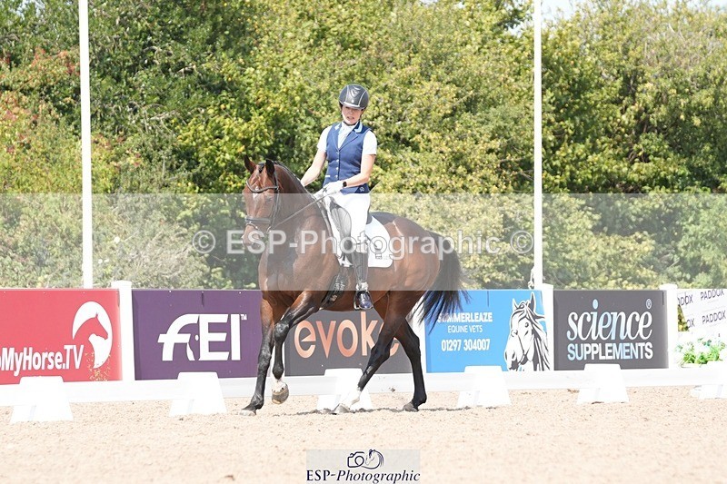 250817-125922-09542 - 052-Marcela.PomphreyLinkeltje.DE.J