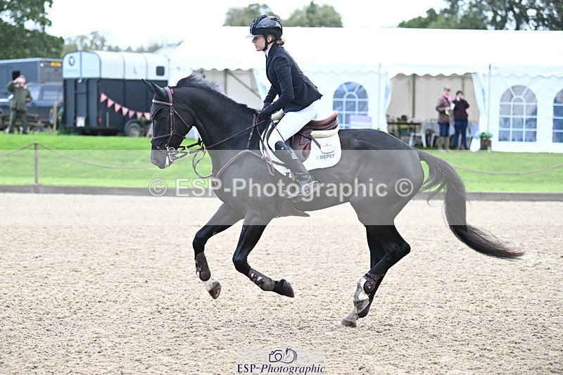 241025-093616-05101 - 132-Mollie.Summerland-MOJO