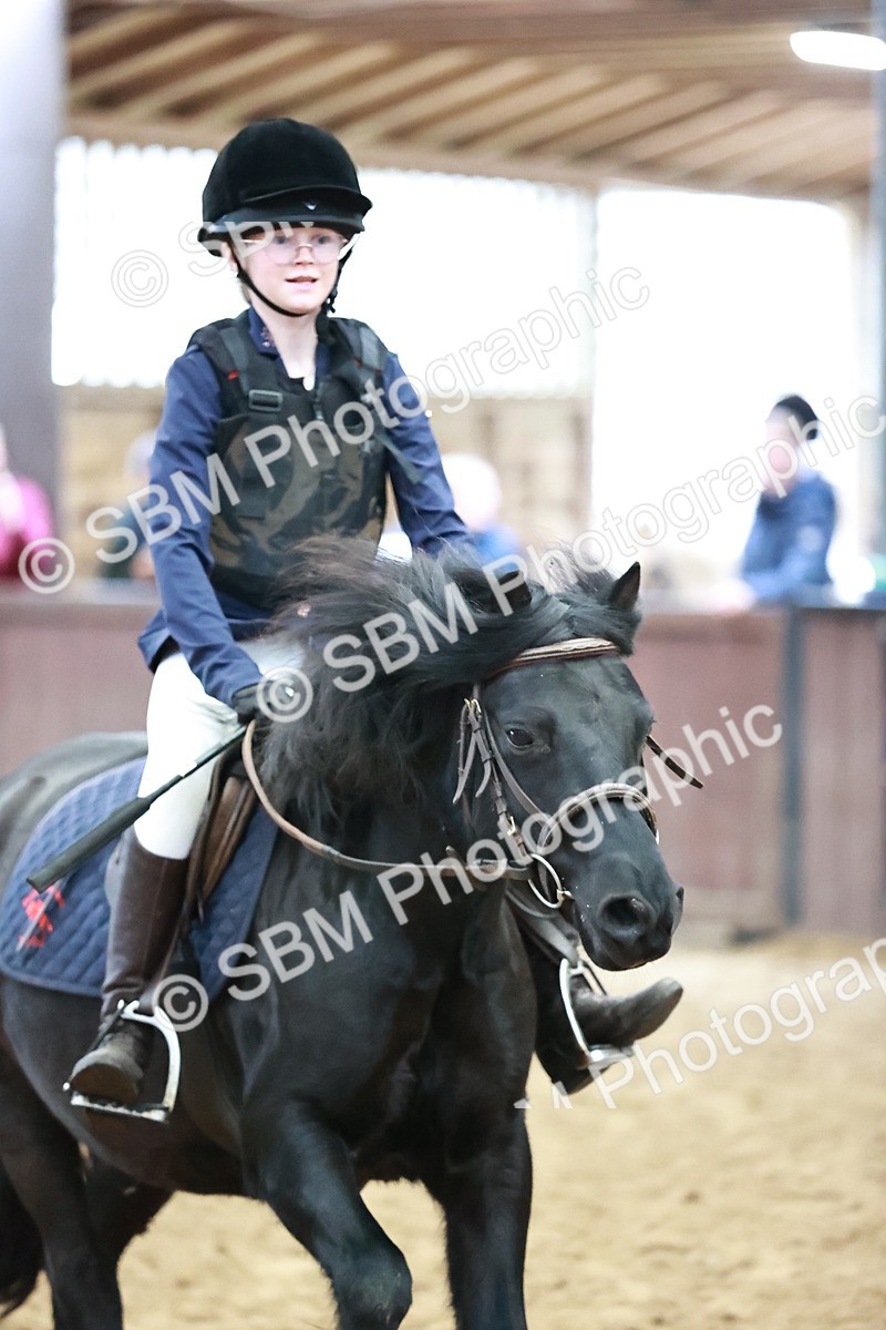 SBM_000261 - Class 1 - Cross Pole Jumping 30cm 40cm