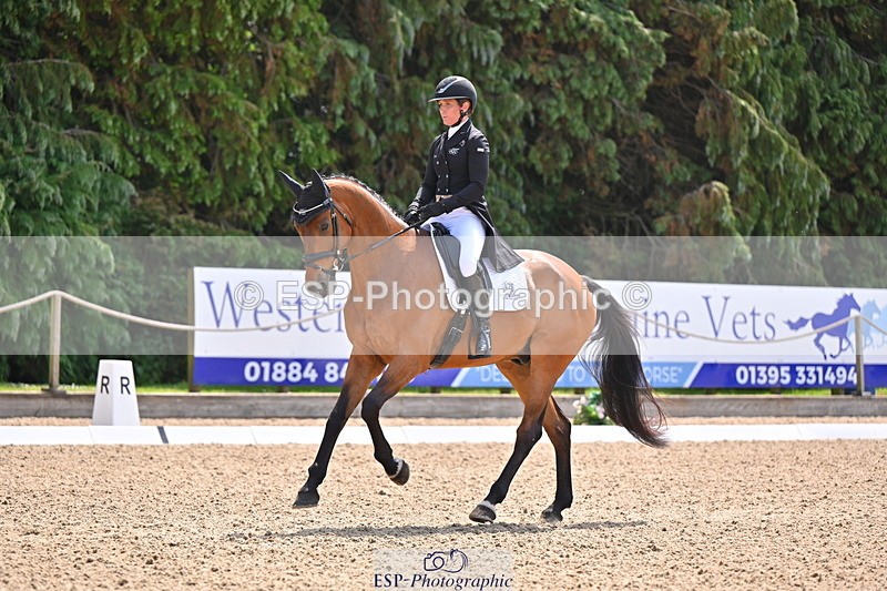 250523A-121655-06510 - D-476-Caroline.Powell-TIK.TOK