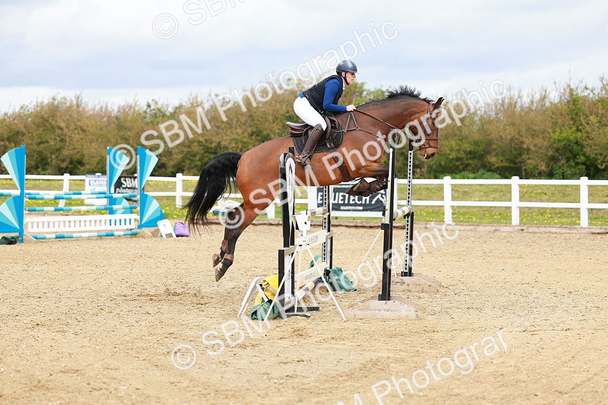 SBM_002262 - Class 10 - Senior Newcomers - 1.10m