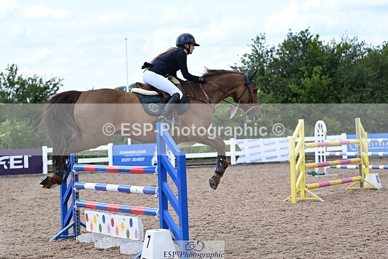 240619A-144816-00769 - Cls 4 Snr Newcomers and 1.10m Open