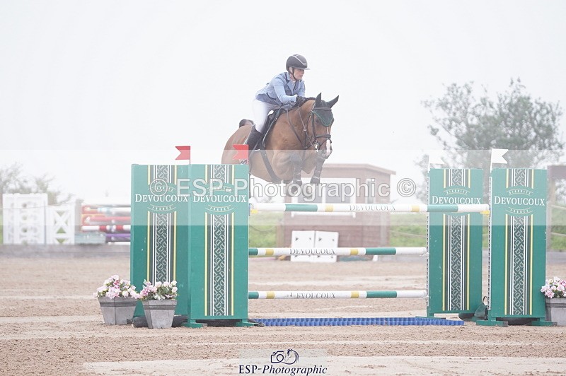 240720A-103228-14095 - Cls 3, 3 Star Small Tour 1.40m