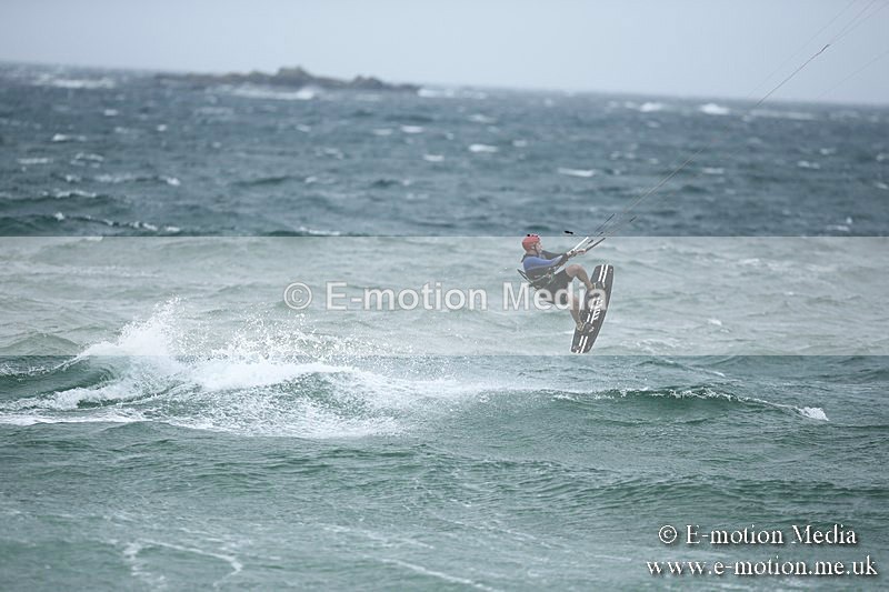 KS 150913-4 - Kite Surfing