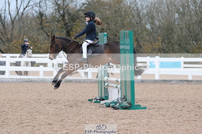 241116X-083835-00131 - Cls 03 Pony Intro 70cm