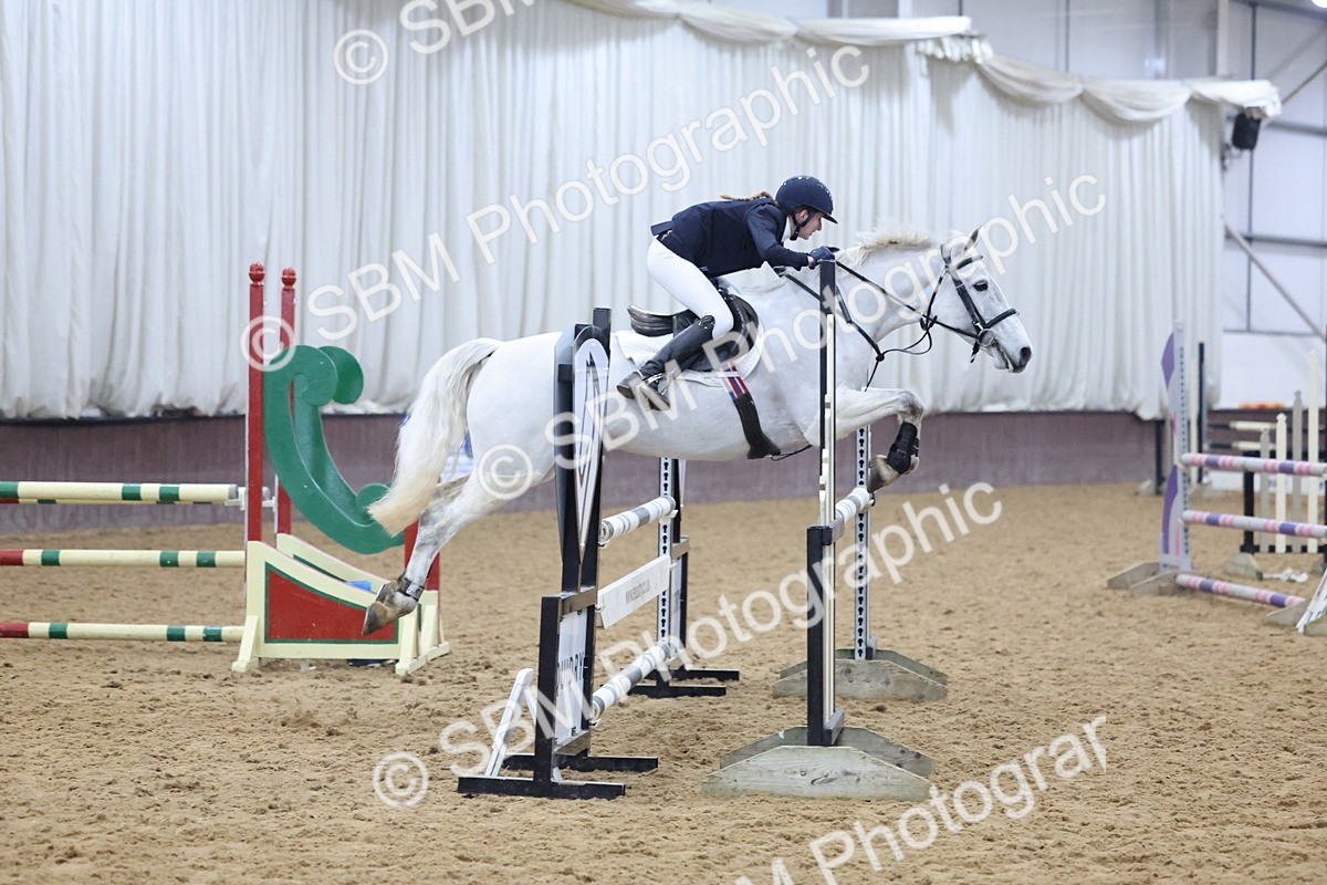 SBM_003224 - Class 11 - Blue Chip Pony Newcomers - 1.00m Open