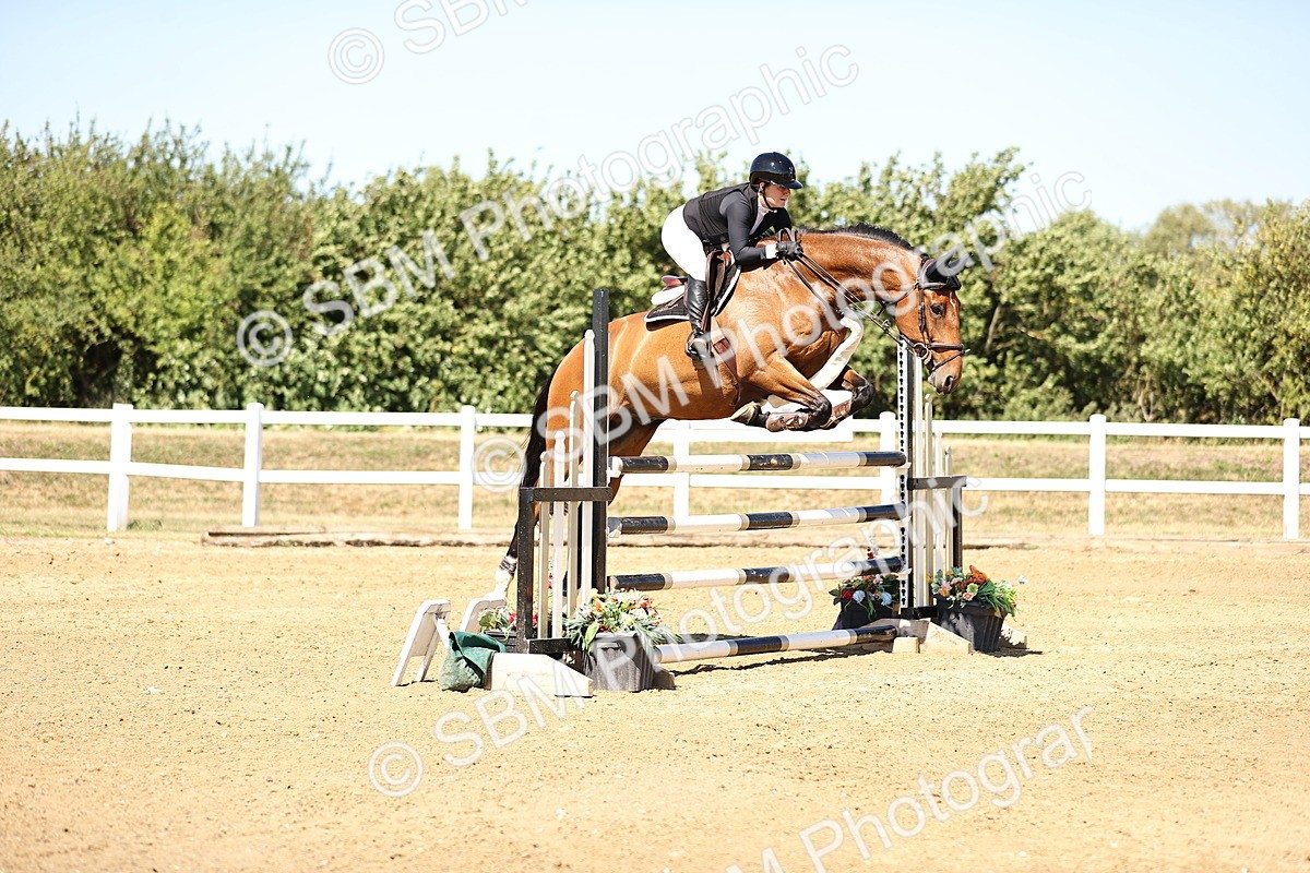 SBM_015142 - Class 16 - Senior foxhunter - 1.20m Open