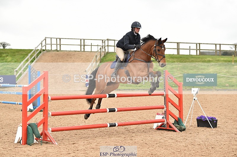 240331A-114720-00811 - 1.05m First Round