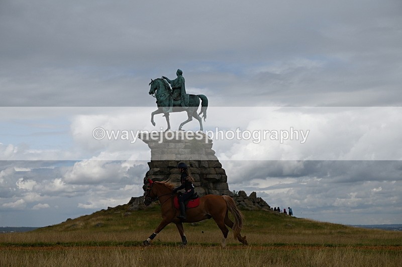 DSC_9233 - Time at Statue 14:33 to 15:10