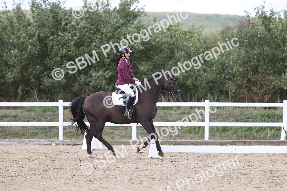 SBM_003846 - Class 9 - Novice 3 Champs