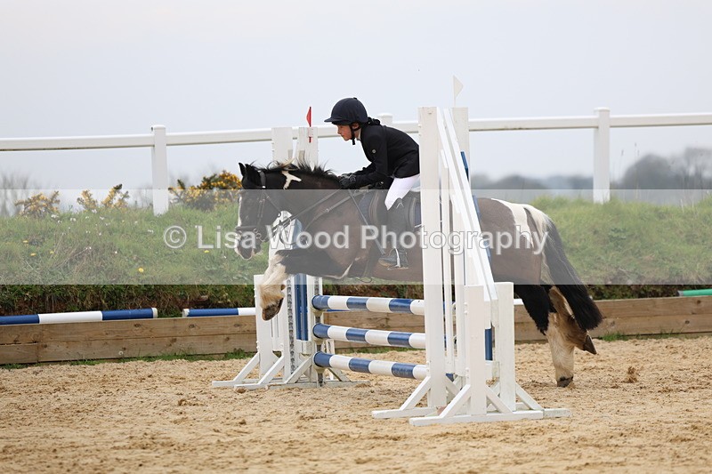 3E7A7979 - Class 10: Junior 60cm