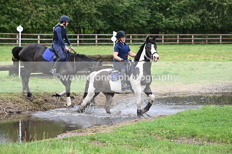 WJ6_2866 - Time at Photographer 11:01 to 11:20