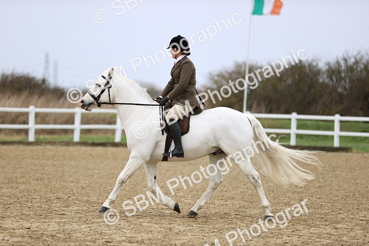 SBM_007557 - Class 31-32 - M&M Confined Novice Small-Large