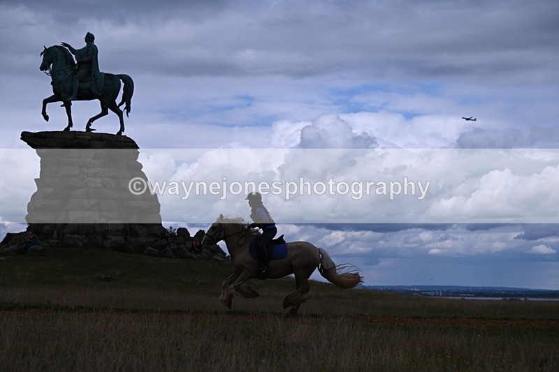 DSC_9507 - Time at Statue 15:11 to 15:58
