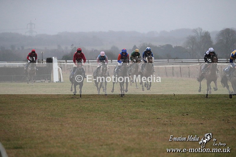 PtP 260125 1056 - Cocklebarrow Point-to-Point racing with the Heythrop Hunt 26/01/25