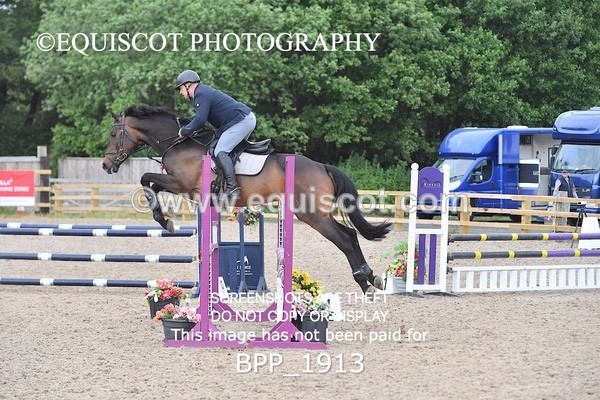 BPP_1913 - SAT CLASS 10 Senior British Novice/ 90cm Open