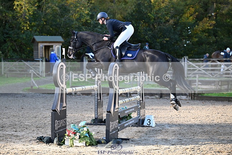 251024A-103526-06510 - B-144-Annabel.Carthy