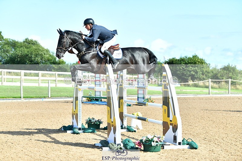 230723A-164717-13682 - Cls 8, 2 Star Medium 1.35m