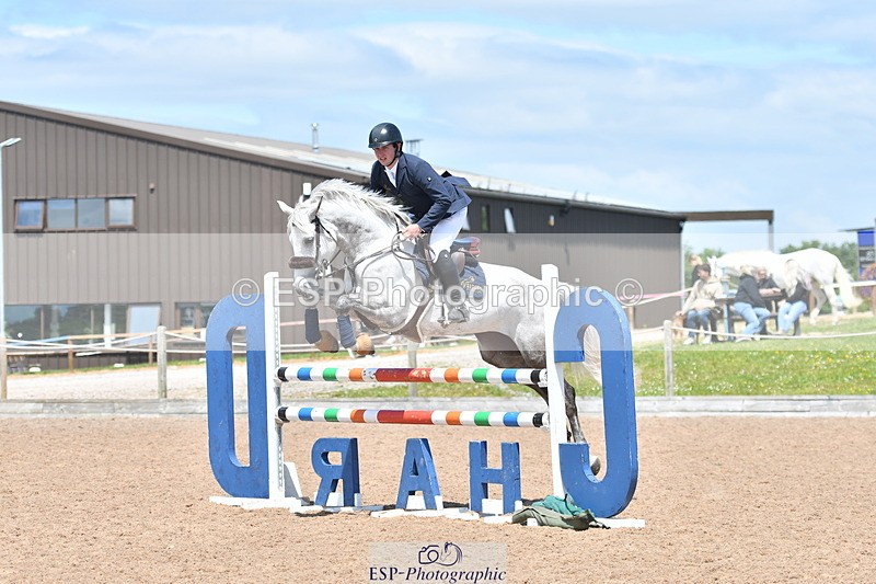 240609A-123746-05261 - Cls 18 Snr Newcomers and 1.10m Open