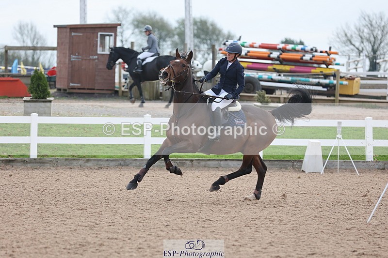 241101A-085102-00443 - FRI Cls 2 British Novice and 90cm Open