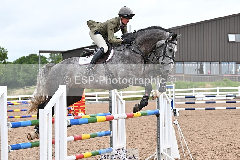 240703A-124319-00336 - Cls 04 Snr Newc & 1.10 Open