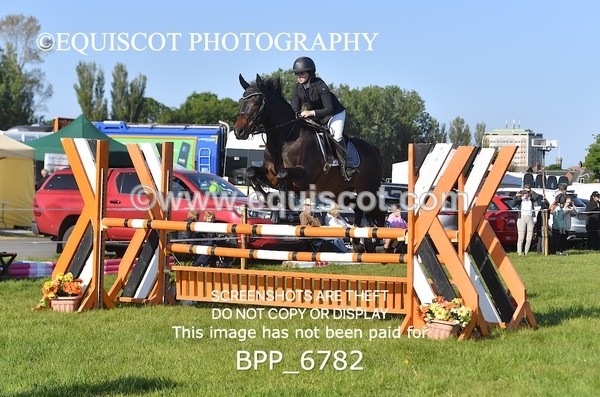BPP_6782 - CLASS 1 Senior Newcomers/ 1.10m Open