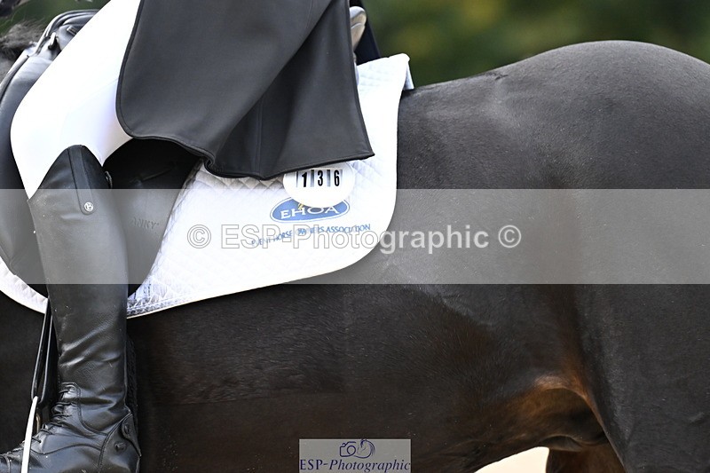 251023A-111623-01679 - B-136-Sophie.Jackson