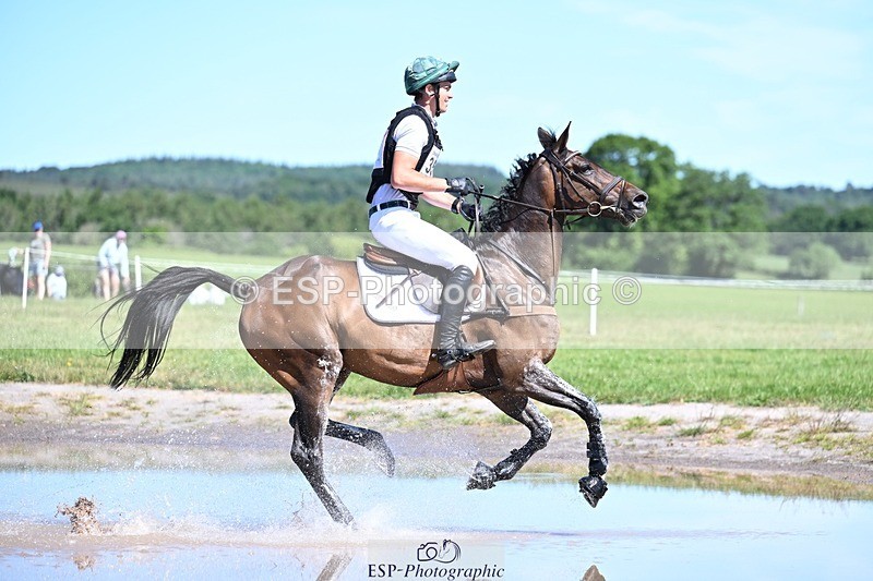 260530A-105641-13253 - C-357-Max.Warburton