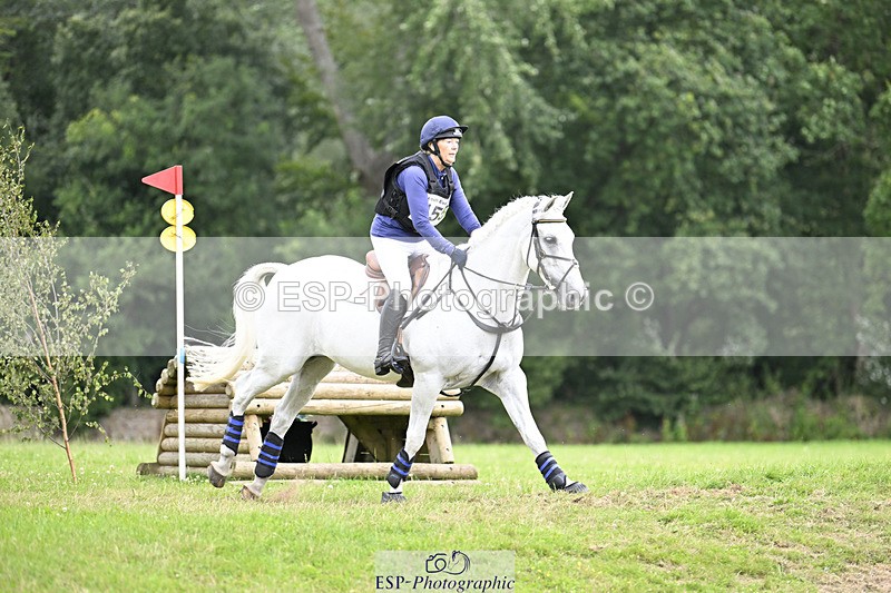 240804-131034-13951 - 455-Nicola_Horsley-Gubbins-RATHNAGREW_GREY_TEX