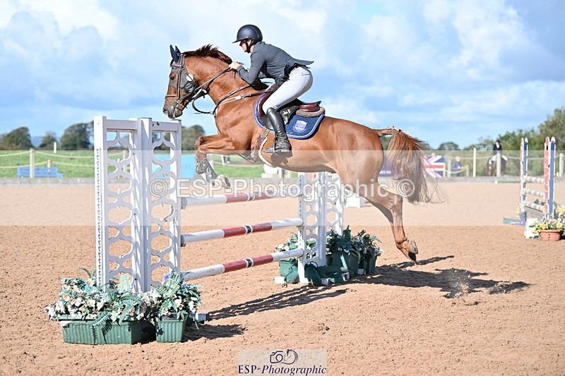 231014A-113831-04452 - Cls 18 Newcomers & 1.10m Open