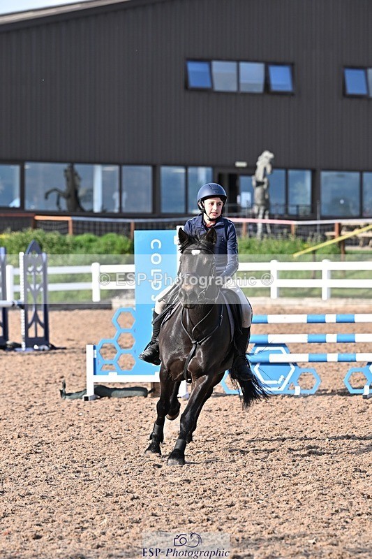 260512-183533-00616 - 90cm Classes