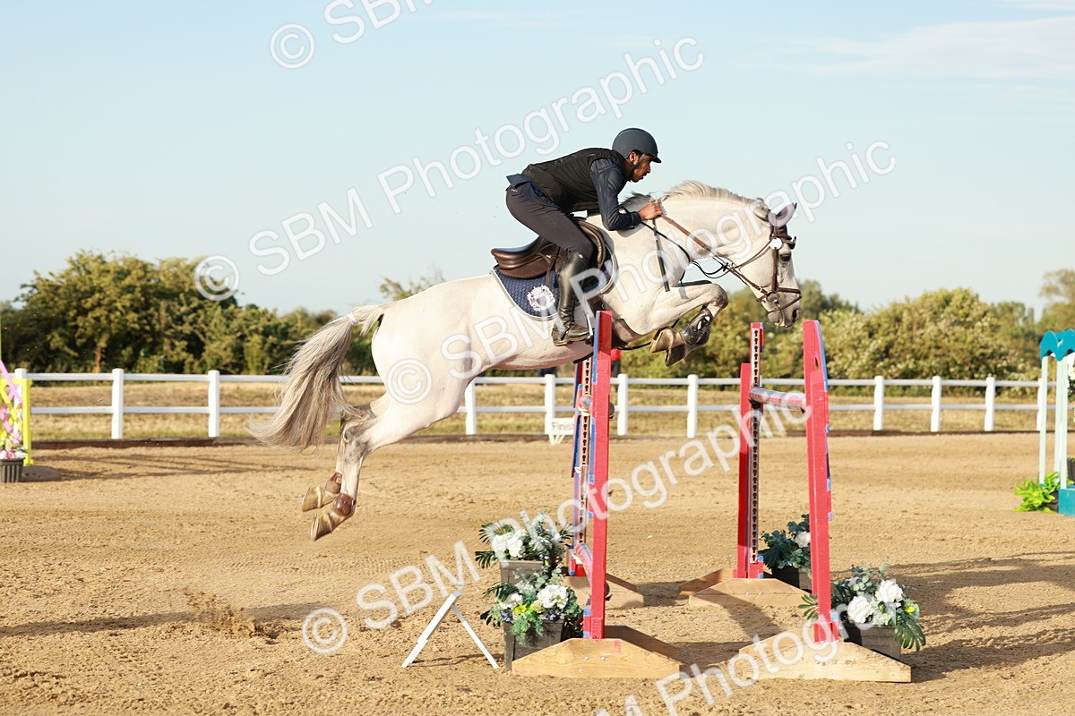 SBM_009089 - Class 6 - National 1.30m 1.40m Open Handicap