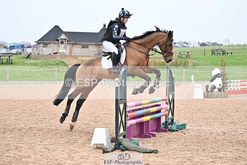 250118-141534-01479 - Cls 3A&B 90cm 13.20 to Coursewalk