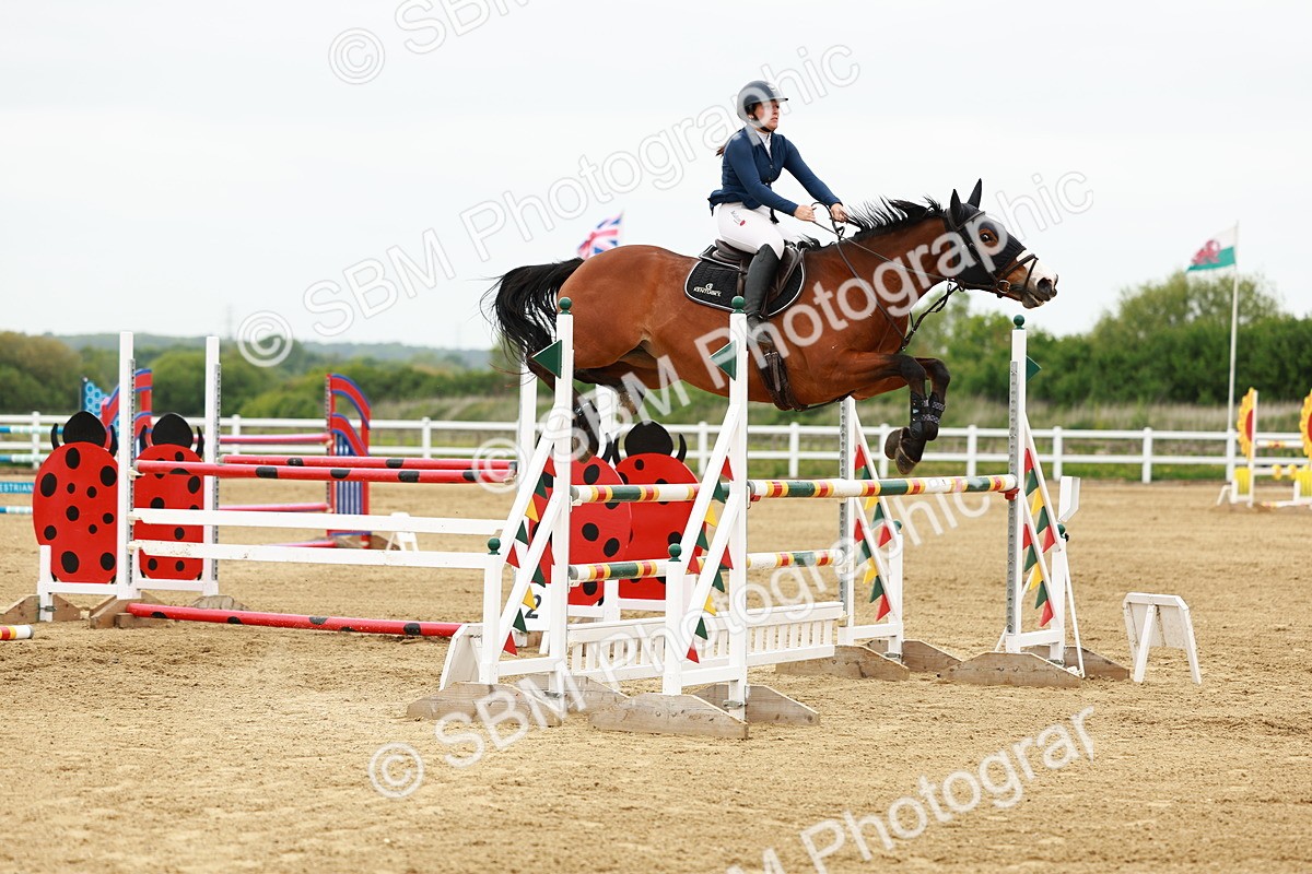SBM_001028 - Class 5 - Senior Foxhunters - 1.20m