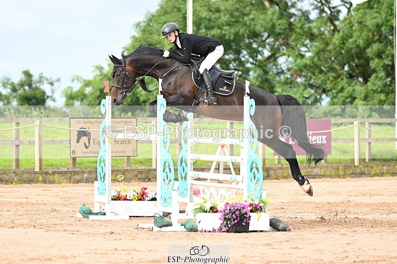 240721A-090035-16742 - Cls 20, 1 Star Gold Tour 1.35m