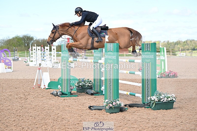 240418A-110800-02462 - Cls 5, 2 Star Medium Tour 1.35m