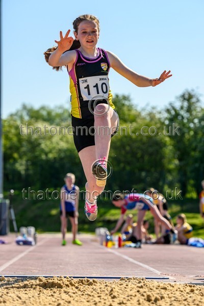 West25Sat-919014 - Field Female