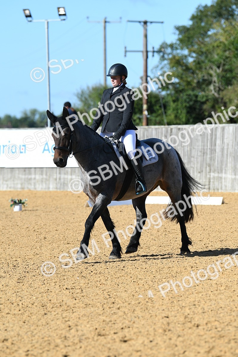 SBM_02304 - D7 Small Tour Championship Prelim 1