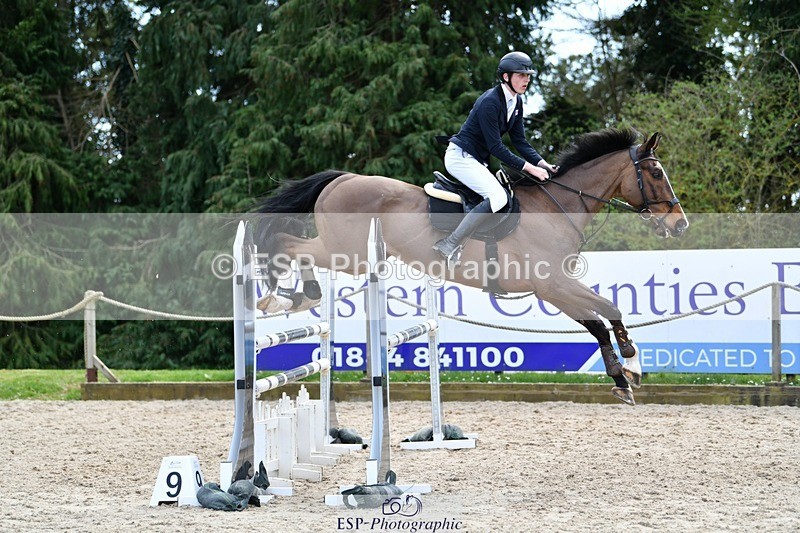 240324-125410-02710 - Cls 9 Snr 1.05m Open