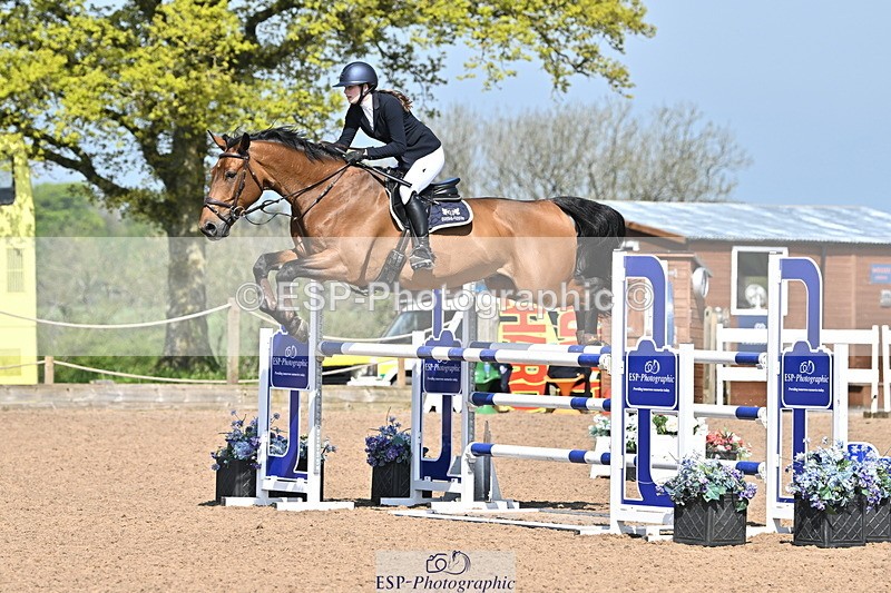 240509A-104955-01006 - Cls 8 Foxhunter