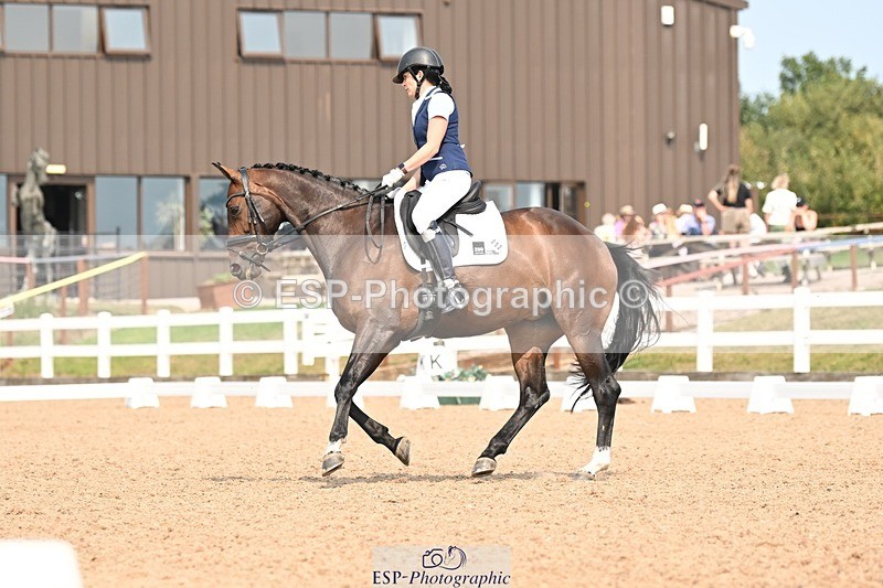 250816-141127-05031 - 052-Marcela.PomphreyLinkeltje.DE.J