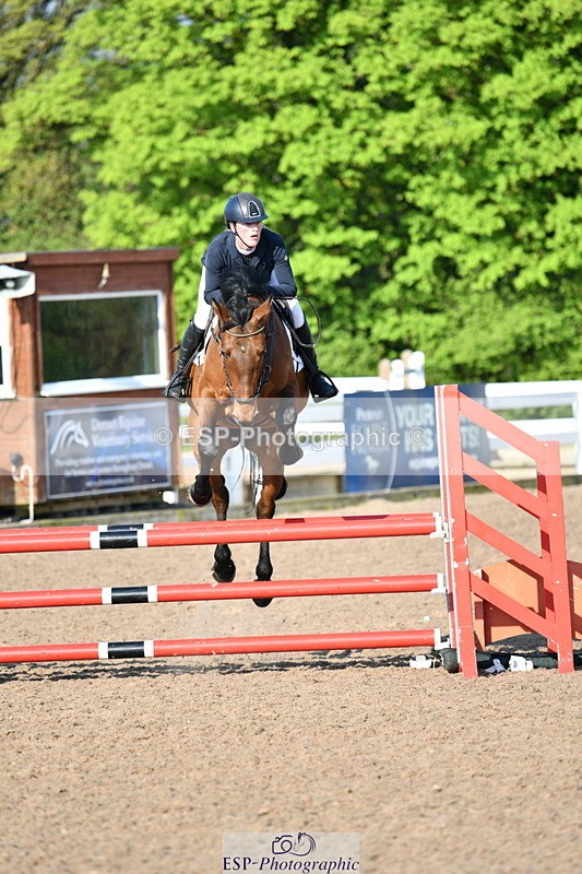 240512A-082250-16831 - Cls 39 British Novice and 90cm Open